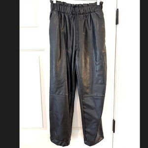 Abercrombie & Fitch - Drawstring Vegan Leather Pant/Jogger